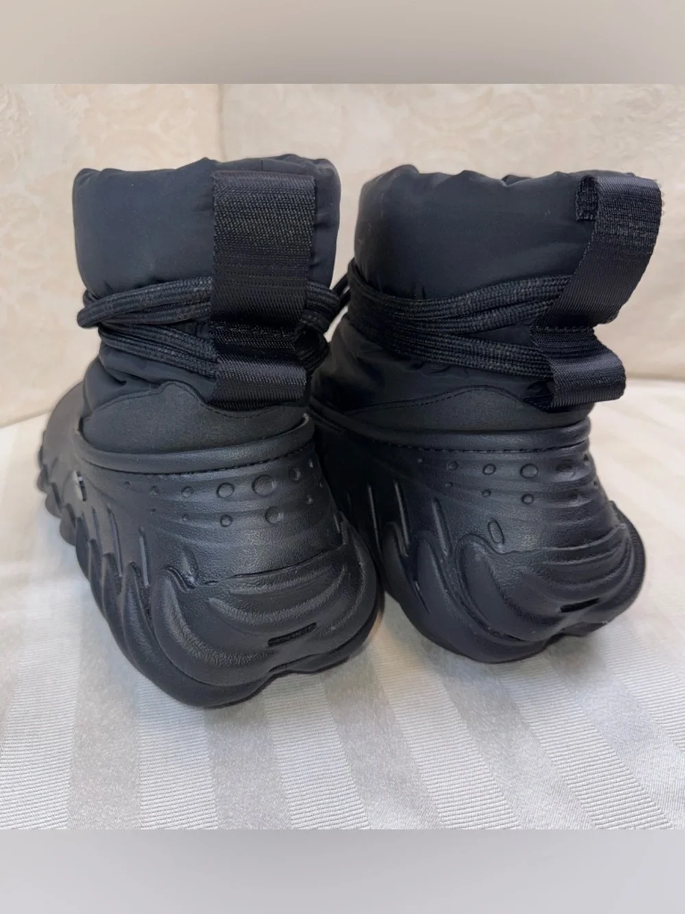 Crocs Echo Insulated Winter Boots Black Chunky Platform US Size: M7/W9 #208716